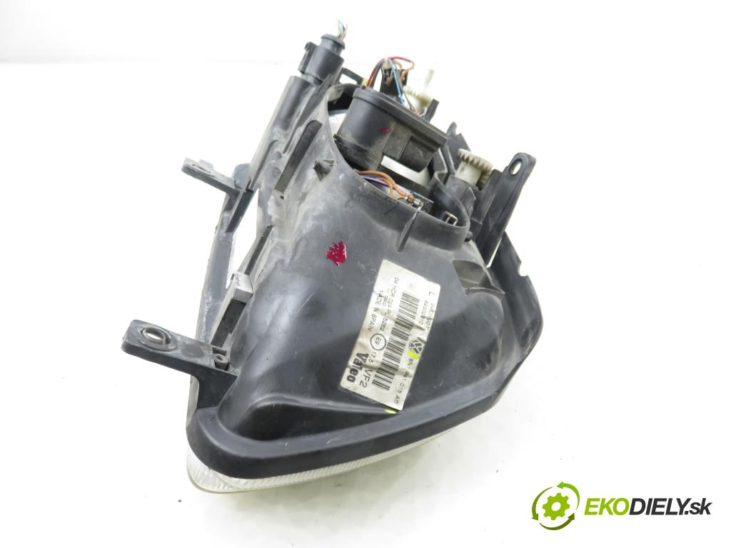 VW POLO (6N2) HB 2000 37,00 1.0 MPI 50 - AUC 999,00 Svetlo LP 6N1941015AD