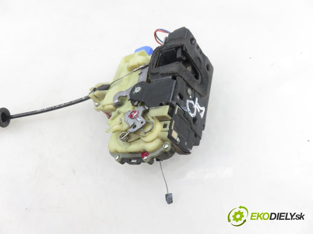 VW POLO (9N_) HB 2008 59,00 1.4 TDI - BNV 1422,00 zámok 3B1837015AQ