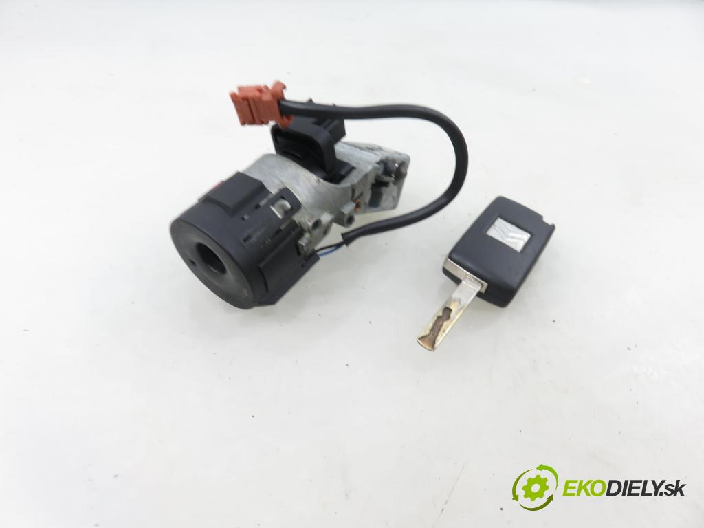 CITROEN C3 I (FC_) HB 2007 50,00 1.4 HDi - 8HZ (DV4TD) 1398,00 spínačka N0502455 ; 9663123280 ; N0502072 (Spínací skříňka)