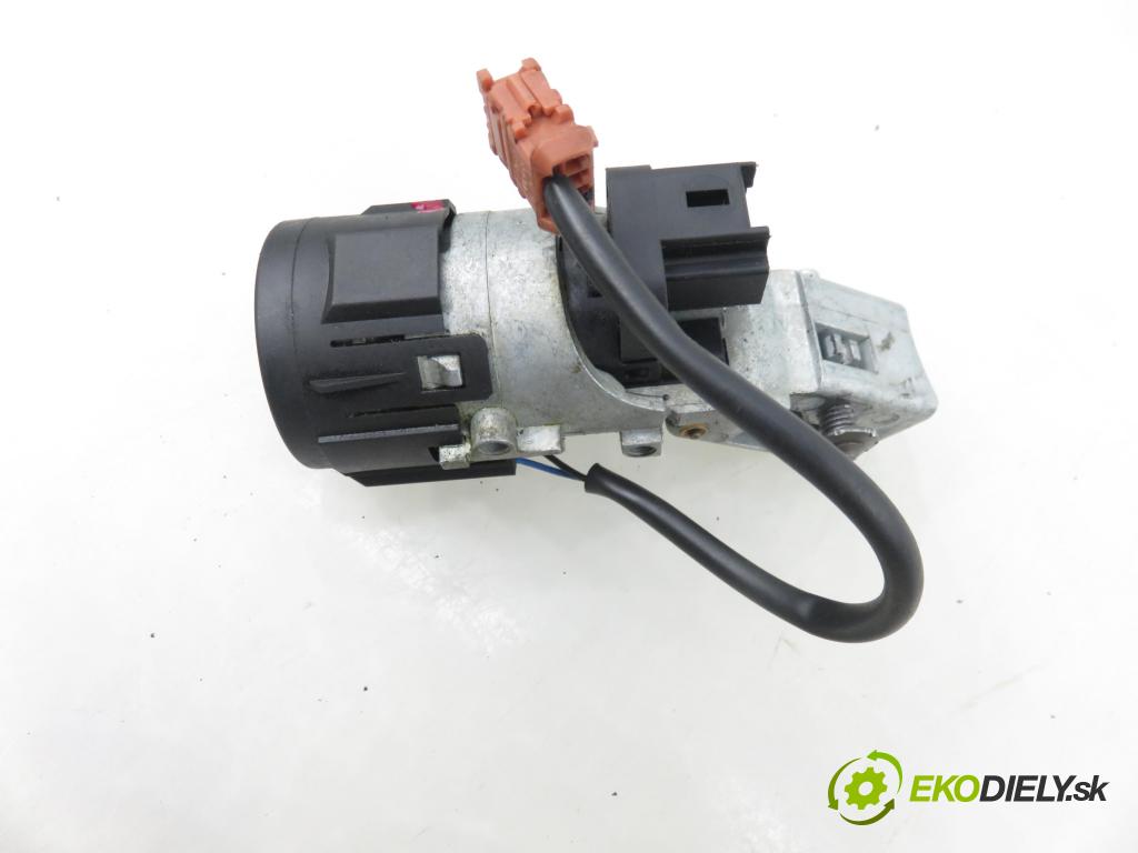 CITROEN C3 I (FC_) HB 2007 50,00 1.4 HDi - 8HZ (DV4TD) 1398,00 spinačka N0502455 ; 9663123280 ; N0502072 (Spínacia skrinka)