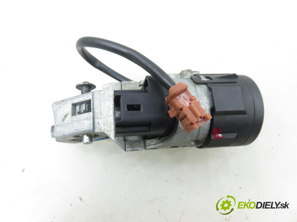 CITROEN C3 I (FC_) HB 2007 50,00 1.4 HDi - 8HZ (DV4TD) 1398,00 spinačka N0502455 ; 9663123280 ; N0502072 (Spínacia skrinka)