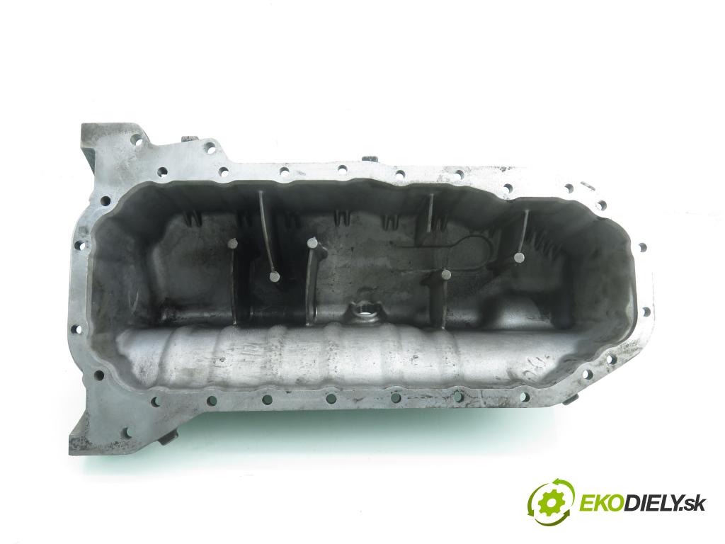 VW TRANSPORTER IV Skrzynia (70XA) FURGON 1997 55,00 2.4 D - AJA 2370,00 Vaňa olejová 074103603E (Olejová vaňa)