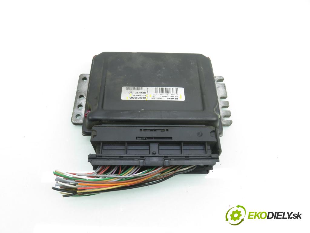 RENAULT THALIA I (LB0/1/2_) SEDAN 2001 0,00 1.4 16V - K4J 712 1390,00 řídící jednotka motora S110138000B ; 8200059086 ; 8200044437