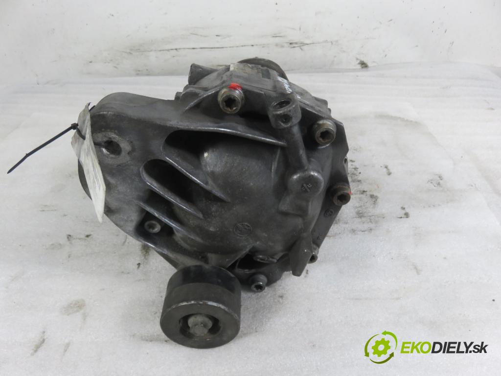 BMW 5 Touring (F11) KOMBI 2012 135,00 520 d 184 - N47 D20 C 1995,00 diferenciál 7584448 ; 308