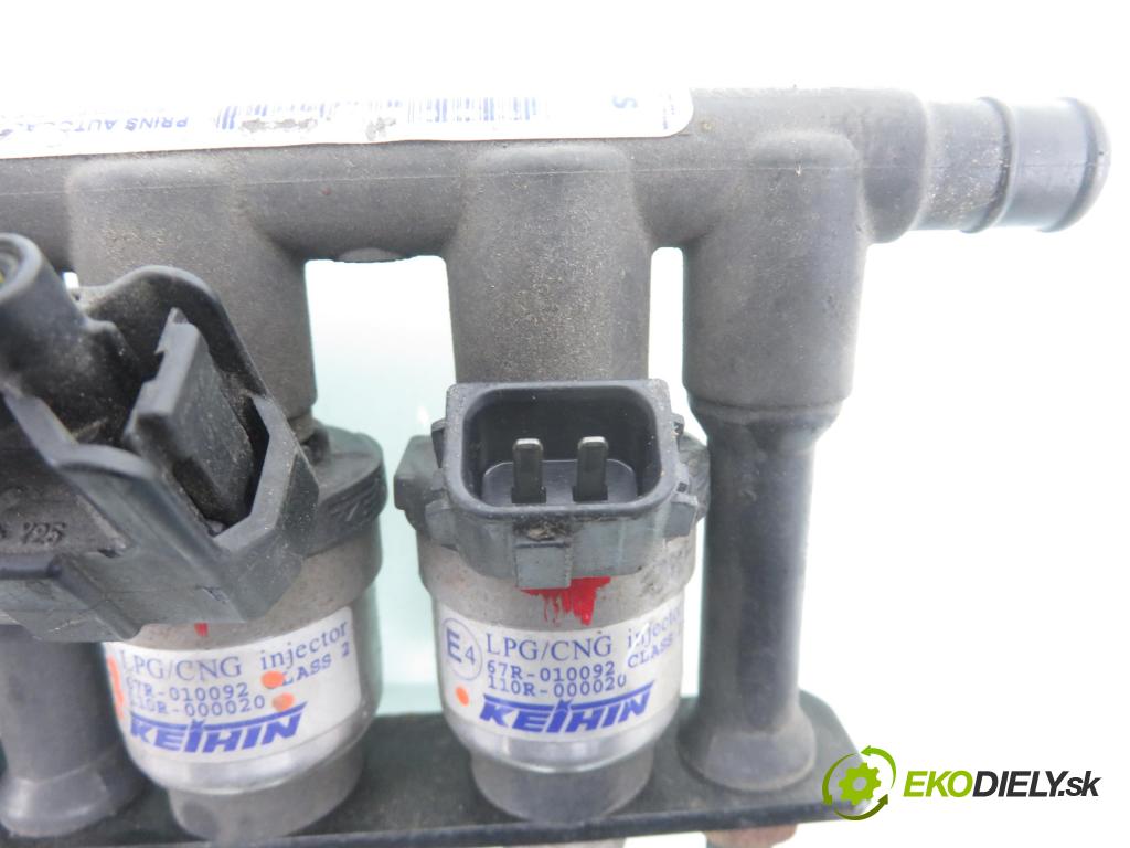 VOLVO V50 (MW) KOMBI 2005 103,00 2.4 - B 5244 S5 2435,00 lišta vstřikovací LPG 67R010092 ; 110R000020