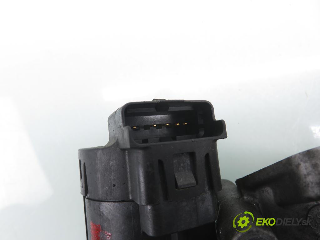 CITROEN C5 II Break (RE_) KOMBI 2004 100,00 2.0 HDi 136 1997,00 VENTIL EGR 9645689780 ; 9681825280