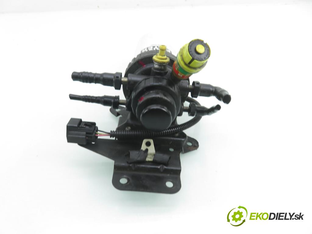 FORD TRANSIT Furgon (FA_ _) FURGON 2000 66,00 2.4 DI (FAA_, FAB_, FAC_, FAD_) - D2FA 2402,00 obal filtra paliva  (Kryt palivového filtru)