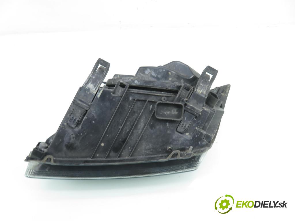 FORD FOCUS II Turnier (DA_, FFS, DS) KOMBI 2005 66,00 1.6 TDCI 90 1560,00 Svetlo PP 4M5113W029JC