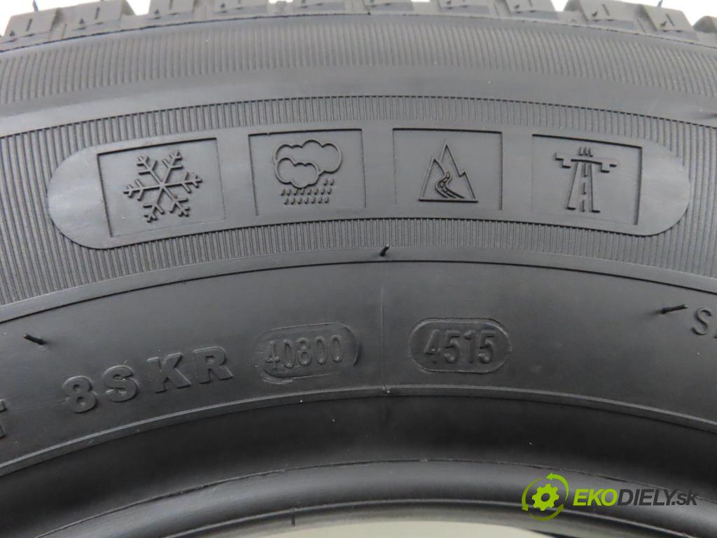    2015    PNEUMATIKY: / PNEUMATIKY: celoroční 