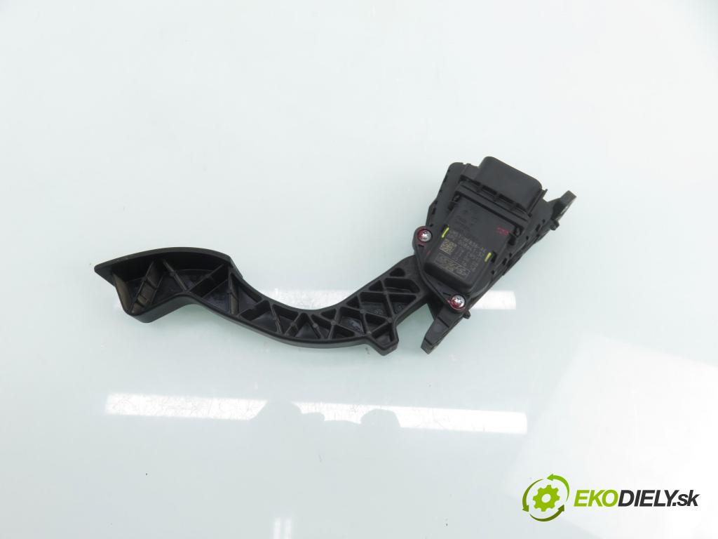 FORD FOCUS II Turnier (DA_, FFS, DS) KOMBI 2005 66,00 1.6 TDCI 90 1560,00 potenciometr plynového pedálu 4M519F836AK ; 6PV00864132 (Potenciometr plynového pedálu)