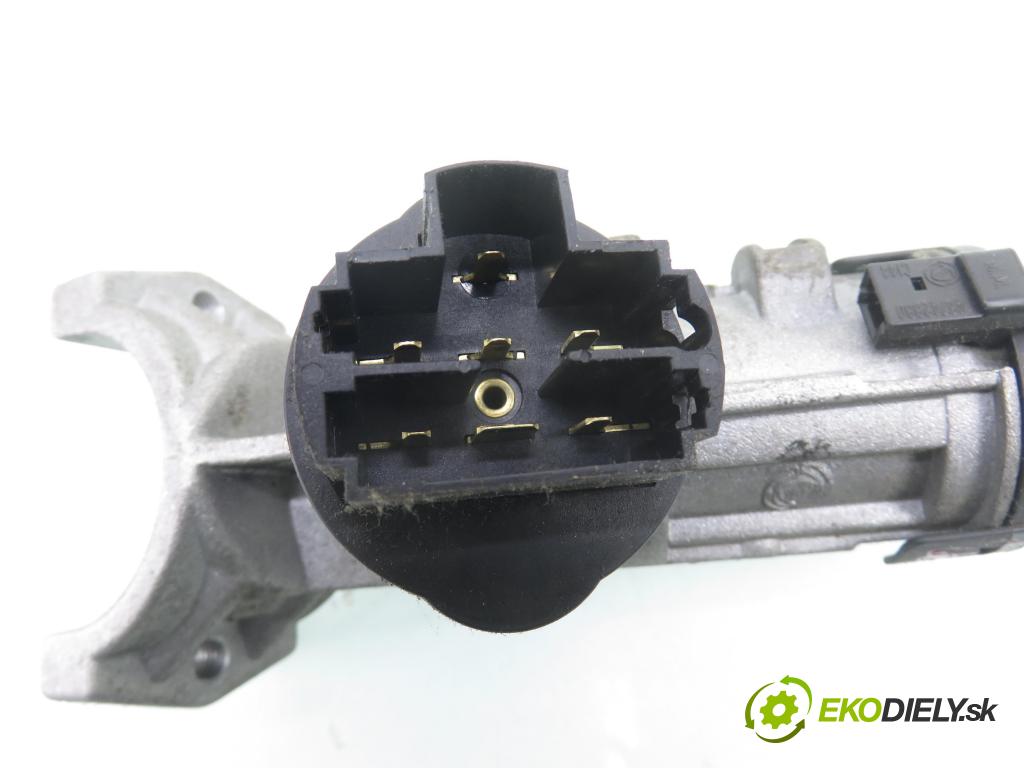 FIAT DUCATO Furgon (250_, 290_) FURGON 2007 88,00 120 Multijet 2.3 D - F1AE0481D 2287,00 spinačka 0109900 ; 010990012 (Spínacia skrinka)