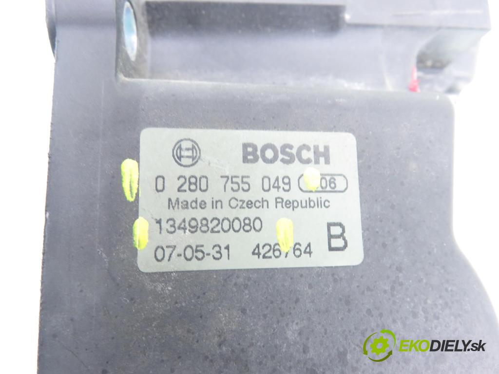 FIAT DUCATO Furgon (250_, 290_) FURGON 2007 88,00 120 Multijet 2.3 D - F1AE0481D 2287,00 Potenciometer plynu 0280755049 ; 1349820080 (Potenciometer plynového pedálu)