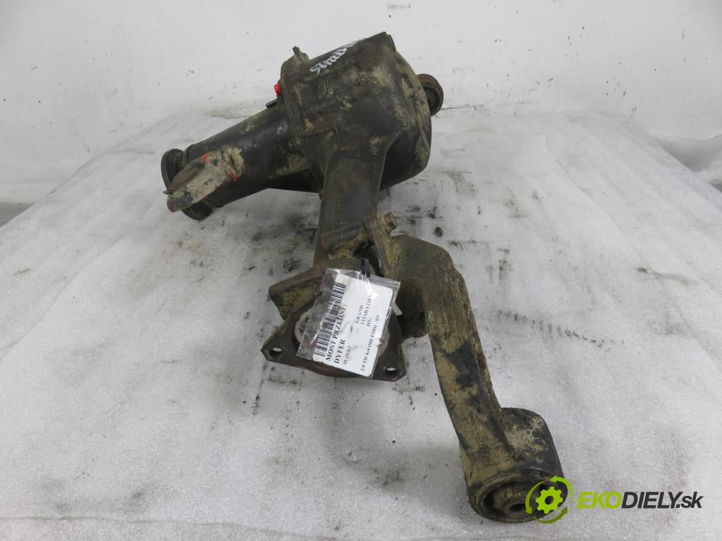 SUZUKI GRAND VITARA I (FT, HT) TERENOWY 2002 64,00 2.0 TD 87 4x4 - RF (MAZDA) 1998,00 Most přední část / diferenciál