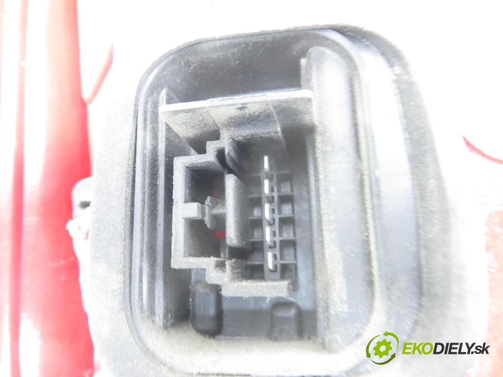 FIAT PANDA (169_) HB 2004 40,00 1.1 54 - 187 A1.000 1108,00 světlo pravé zadní