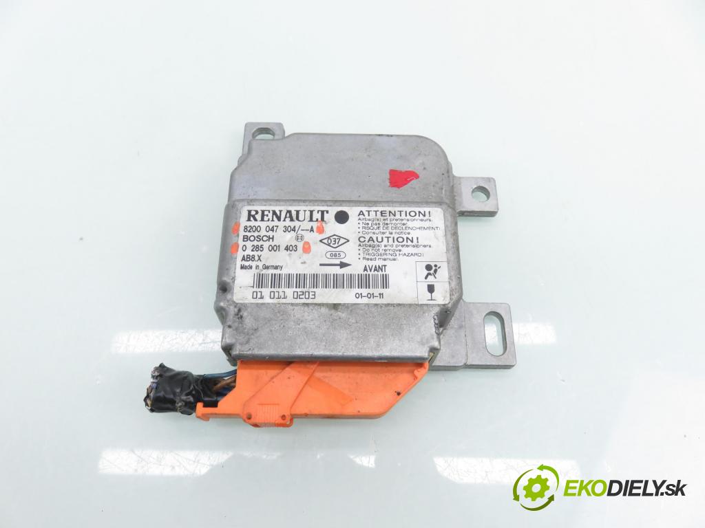 RENAULT CLIO II (BB_, CB_) HB 2001 43,00 1.2 8V 58 - D7F 726 1149,00 MODUL air BAG 8200047304A ; 0285001403