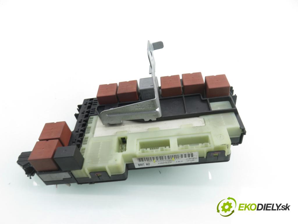 RENAULT CLIO II (BB_, CB_) HB 2001 43,00 1.2 8V 58 - D7F 726 1149,00 MODUL BSI P8200031555