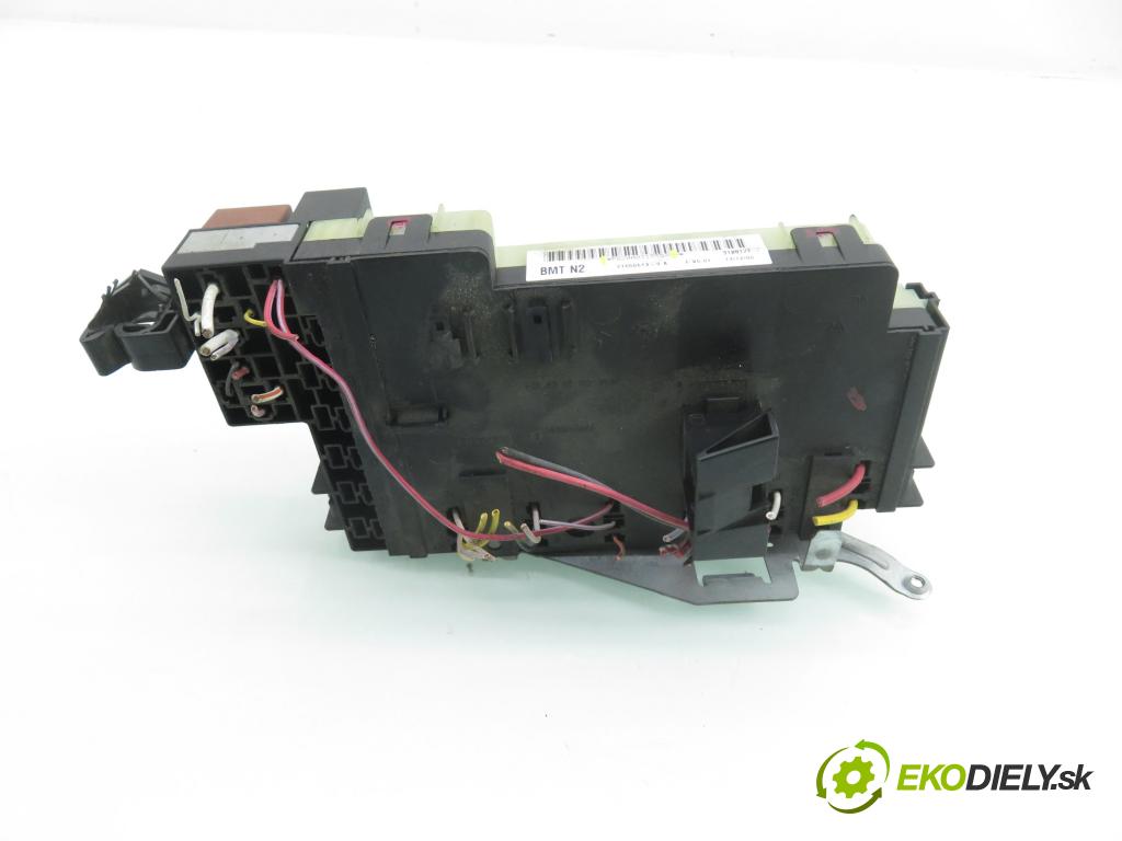 RENAULT CLIO II (BB_, CB_) HB 2001 43,00 1.2 8V 58 - D7F 726 1149,00 MODUL BSI P8200031555