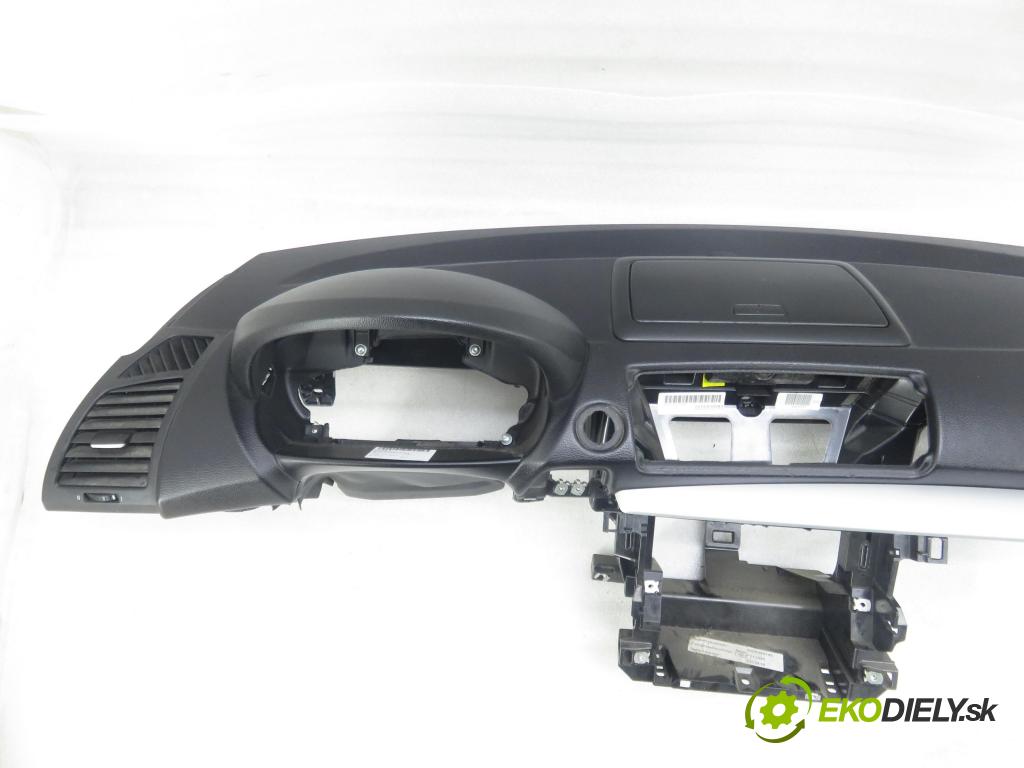 BMW 1 (E87) HB 2007 0,00 118 d - N47 D20 A 1995,00 doska