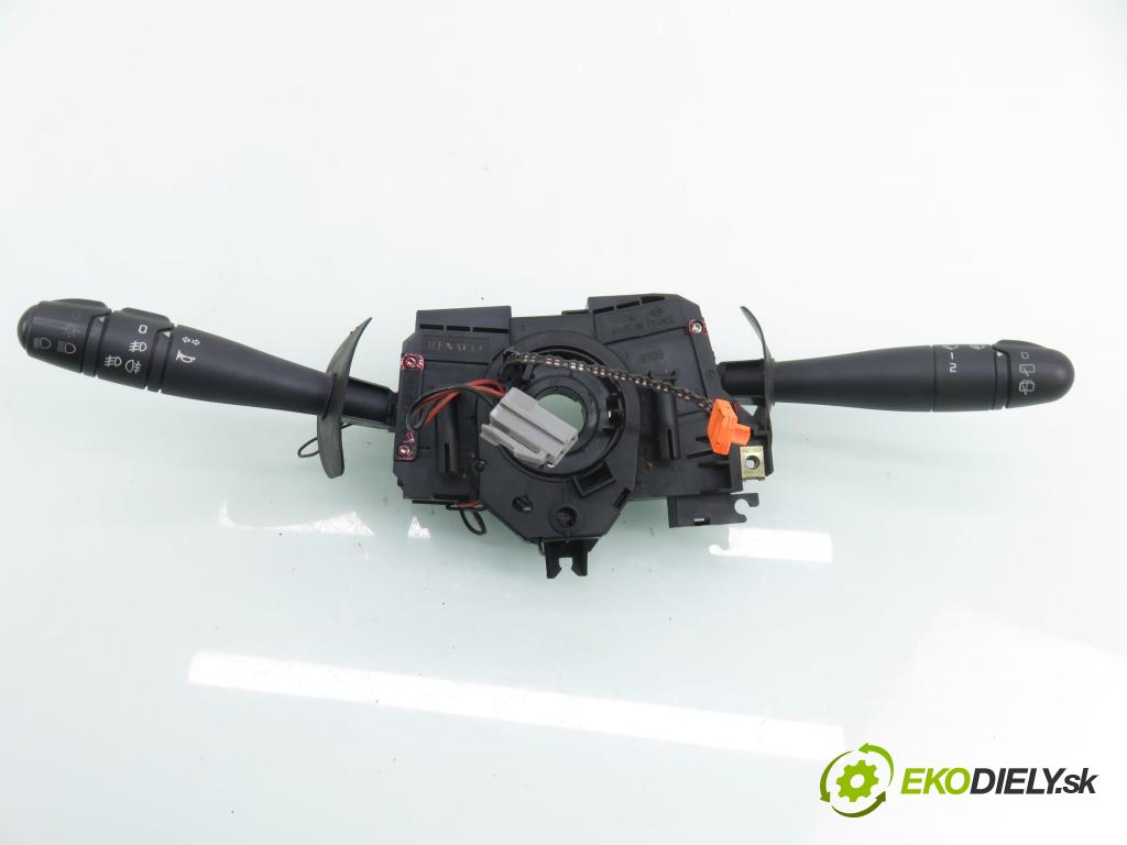 RENAULT CLIO II (BB_, CB_) HB 2001 43,00 1.2 8V 58 - D7F 726 1149,00 PAKA/ŘAZENÍ/SADA: 7700432850 ; 7701045277 ; 61670042