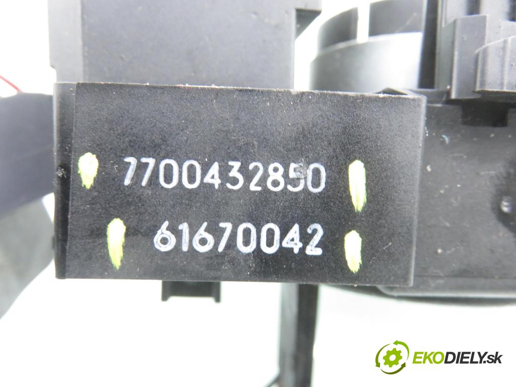 RENAULT CLIO II (BB_, CB_) HB 2001 43,00 1.2 8V 58 - D7F 726 1149,00 PAKA/ŘAZENÍ/SADA: 7700432850 ; 7701045277 ; 61670042