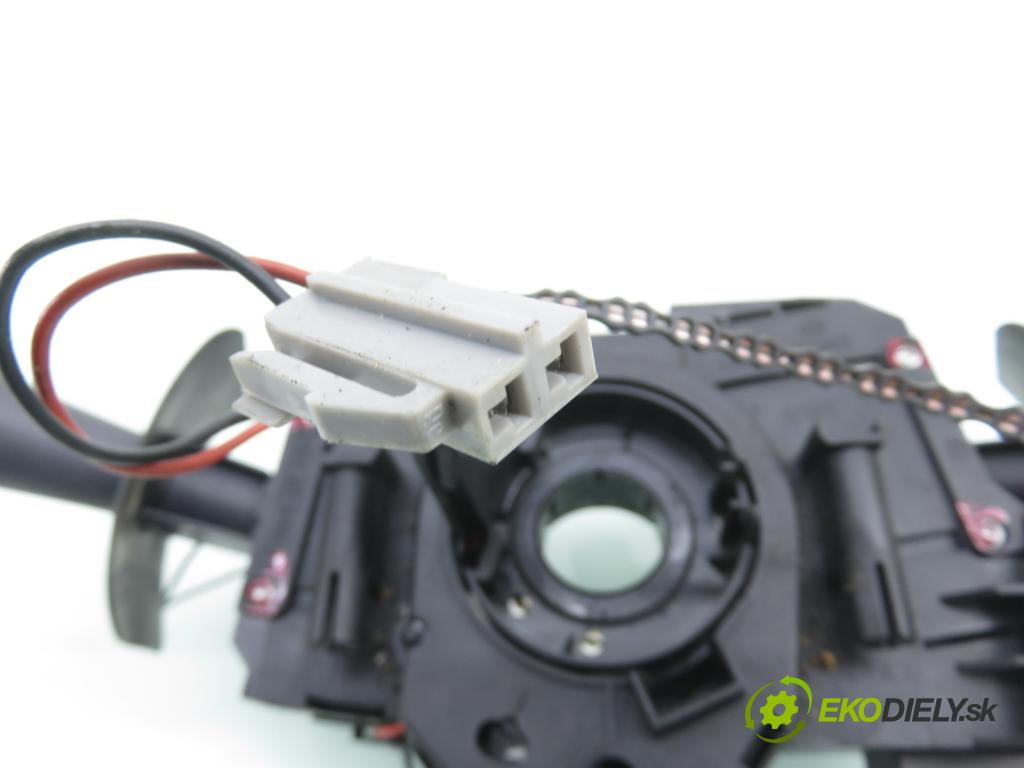 RENAULT CLIO II (BB_, CB_) HB 2001 43,00 1.2 8V 58 - D7F 726 1149,00 PAKA/ŘAZENÍ/SADA: 7700432850 ; 7701045277 ; 61670042