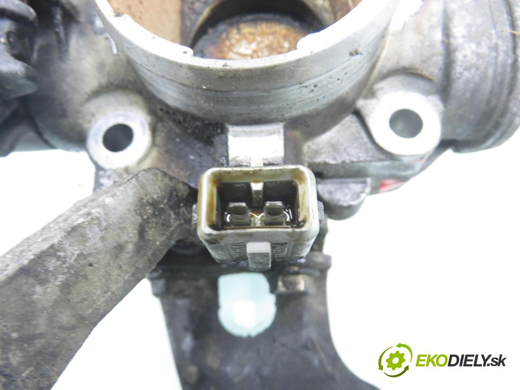 RENAULT CLIO II (BB_, CB_) HB 2001 43,00 1.2 8V 58 - D7F 726 1149,00 škrtíci klapka H873633 (Škrticí klapka)