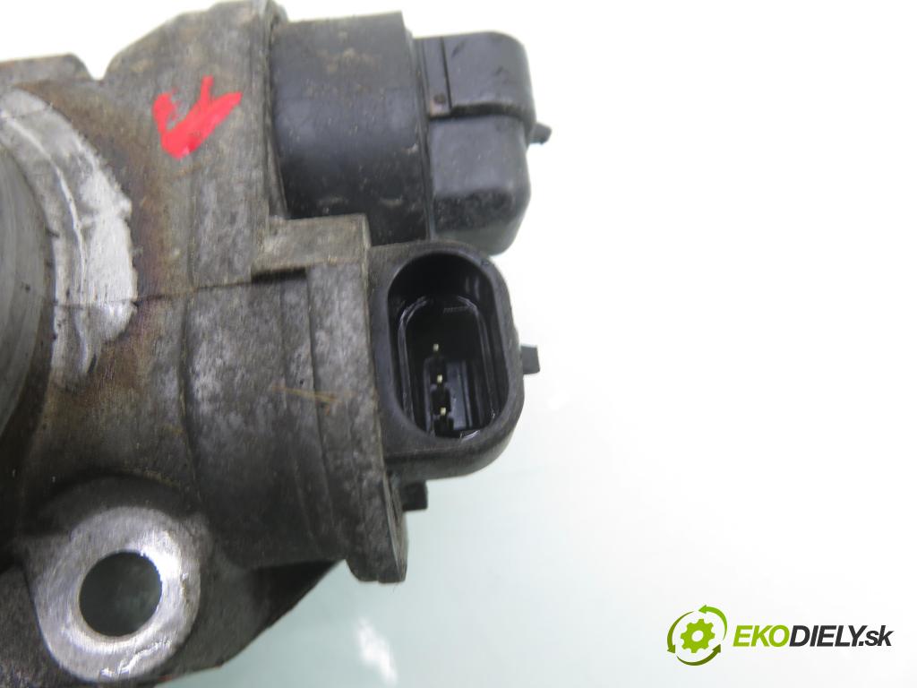 RENAULT CLIO II (BB_, CB_) HB 2001 43,00 1.2 8V 58 - D7F 726 1149,00 škrtíci klapka H873633 (Škrticí klapka)