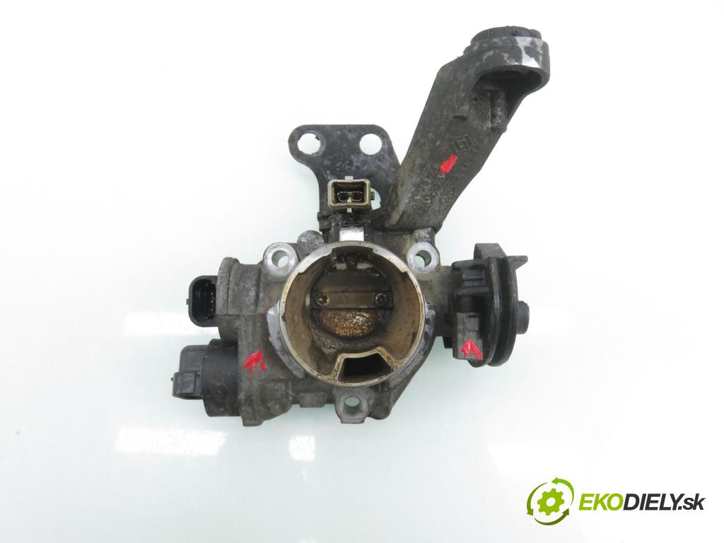 RENAULT CLIO II (BB_, CB_) HB 2001 43,00 1.2 8V 58 - D7F 726 1149,00 škrtíci klapka H873633 (Škrticí klapka)