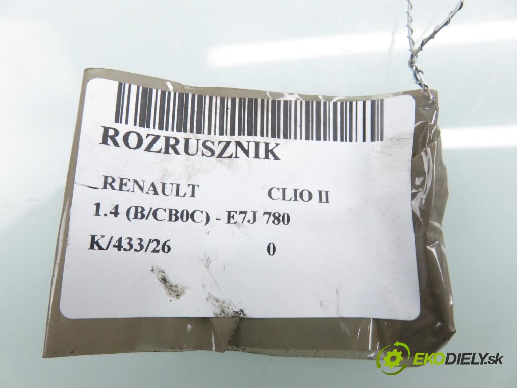 RENAULT CLIO II (BB_, CB_) HB 2000 70,00 1.4 16V 95 - K4J 712 1390,00 startér D7E6 (Startér)