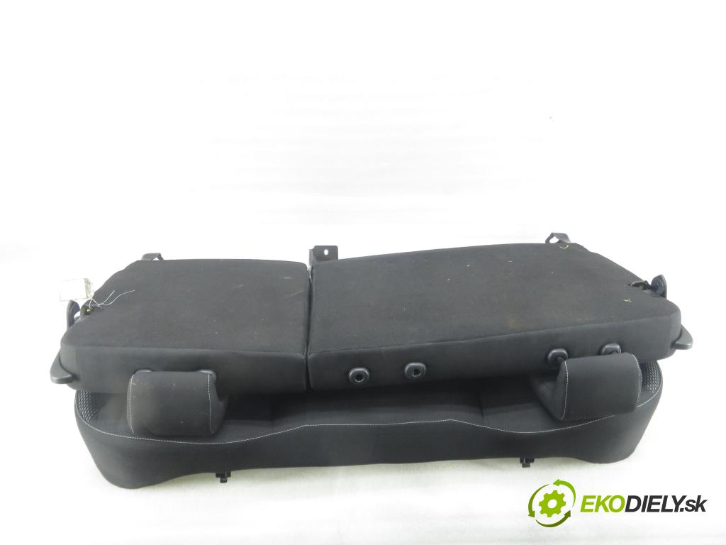 DACIA DUSTER (HM_) SUV 2021 74,00 1.0 TCe 100 (HMMT) 999,00 Sedadlo zadná