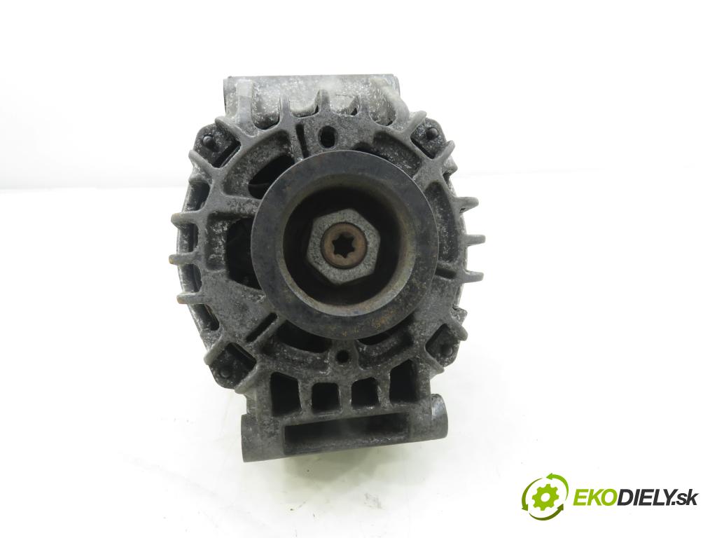RENAULT THALIA I (LB0/1/2_) SEDAN 2001 0,00 1.4 16V - K4J 712 1390,00 Alternátor 8200103744 ; 2542481D ; SG7S013 (Alternátor)