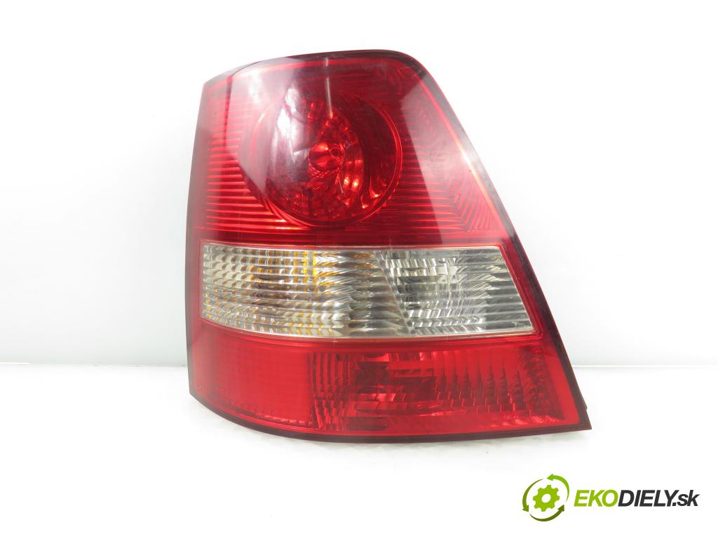 KIA SORENTO I (JC) SUV 2004 103,00 2.5 CRDi 140 - D4CB 2497,00 Svetlo ľavé zadné 