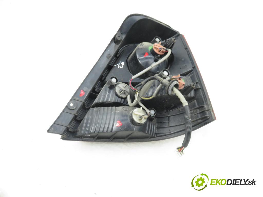 KIA SORENTO I (JC) SUV 2004 103,00 2.5 CRDi 140 - D4CB 2497,00 Svetlo ľavé zadné