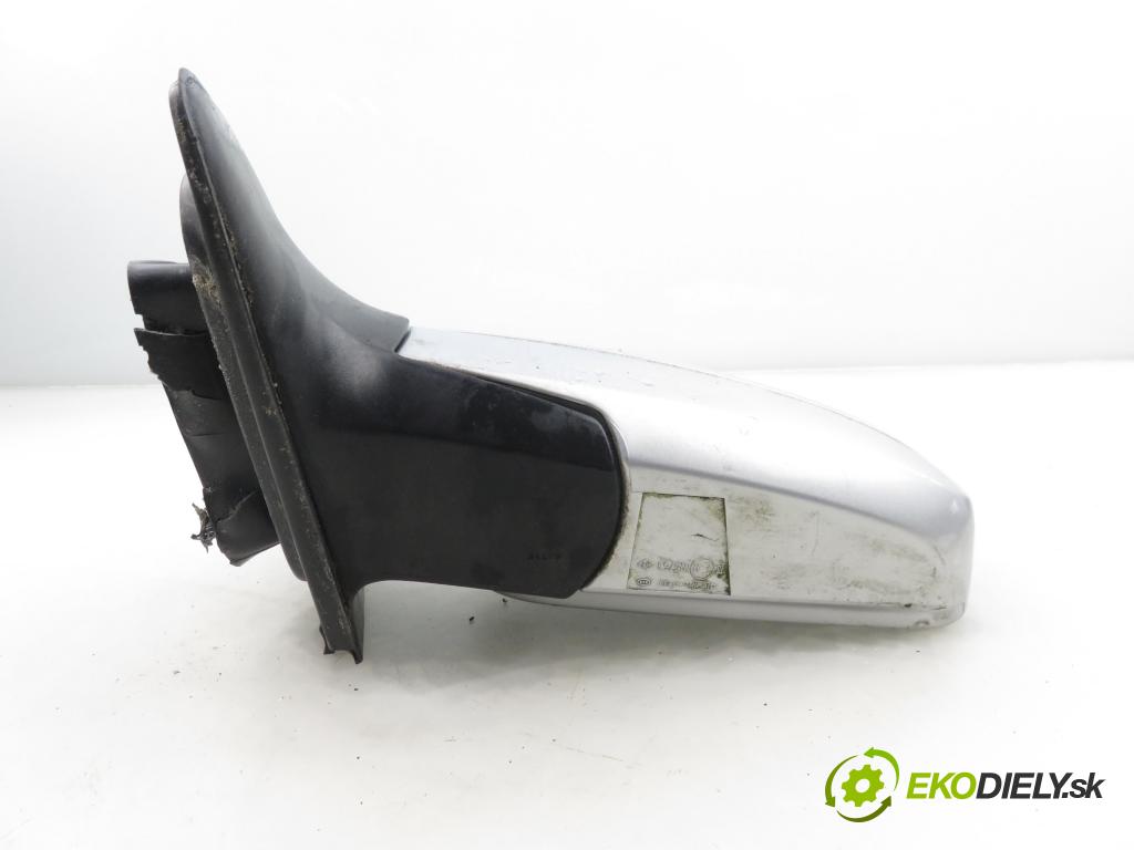 KIA SORENTO I (JC) SUV 2004 103,00 2.5 CRDi 140 - D4CB 2497,00 Spätné zrkadlo LE