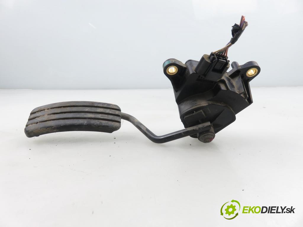 RENAULT GRAND SCENIC II (JM0/1_) VAN 2005 83,00 1.6 - K4M 782 1598,00 potenciometr plynového pedálu 8200159647 ; 8200159647B (Potenciometr plynového pedálu)