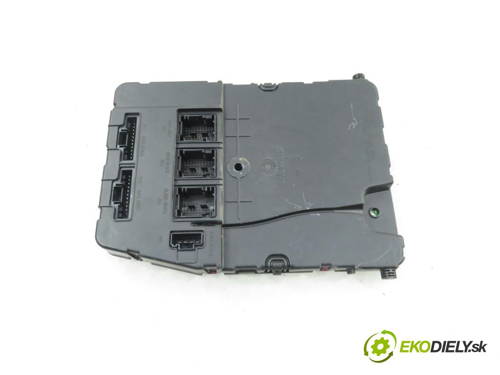 RENAULT GRAND SCENIC II (JM0/1_) VAN 2005 83,00 1.6 - K4M 782 1598,00 MODUL S118400260D ; 8200525385