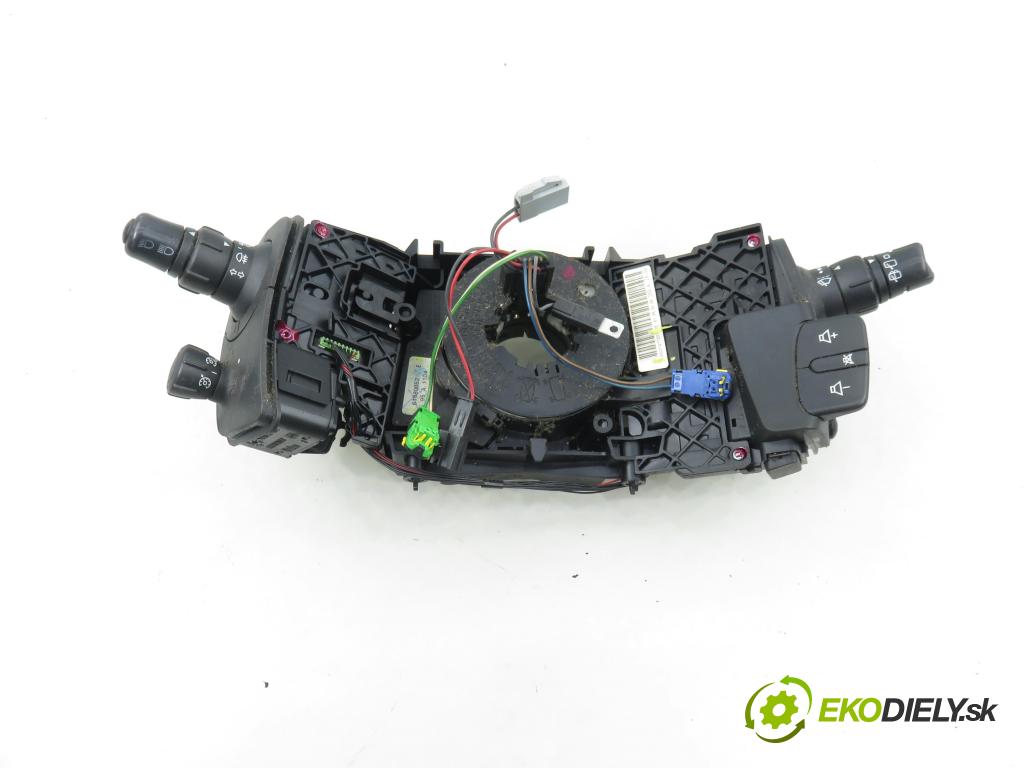 RENAULT GRAND SCENIC II (JM0/1_) VAN 2005 83,00 1.6 - K4M 782 1598,00 PAKA/ŘAZENÍ/SADA: 8200127728 ; 61880052E