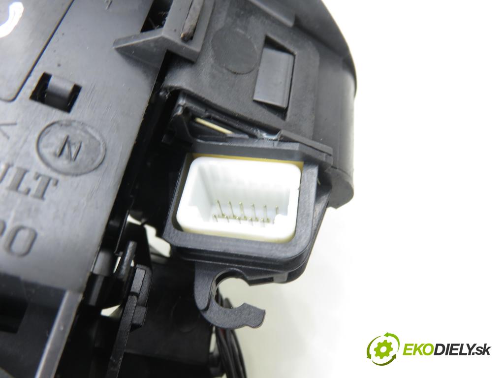 RENAULT GRAND SCENIC II (JM0/1_) VAN 2005 83,00 1.6 - K4M 782 1598,00 PAKA/ŘAZENÍ/SADA: 8200127728 ; 61880052E