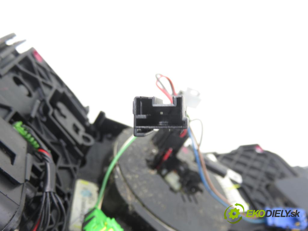 RENAULT GRAND SCENIC II (JM0/1_) VAN 2005 83,00 1.6 - K4M 782 1598,00 PAKA/ŘAZENÍ/SADA: 8200127728 ; 61880052E