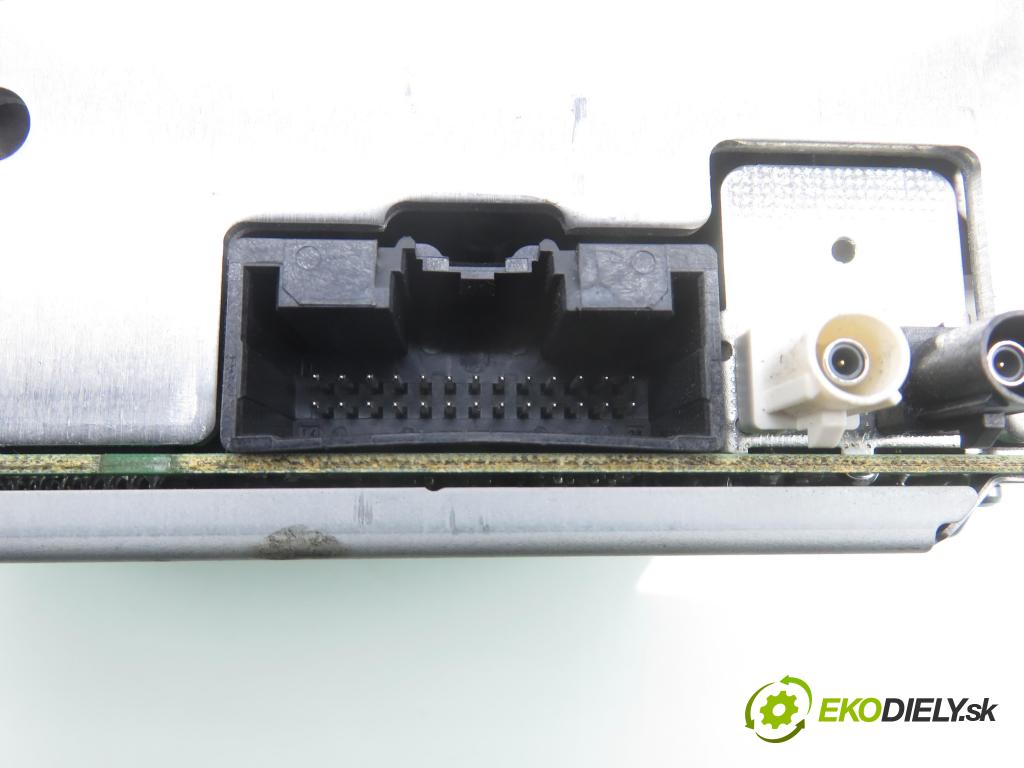 FORD FOCUS III Turnier KOMBI 2012 85,00 1.6 TDCi - T1DB 1560,00 RADIO CD BM5T18C815GF