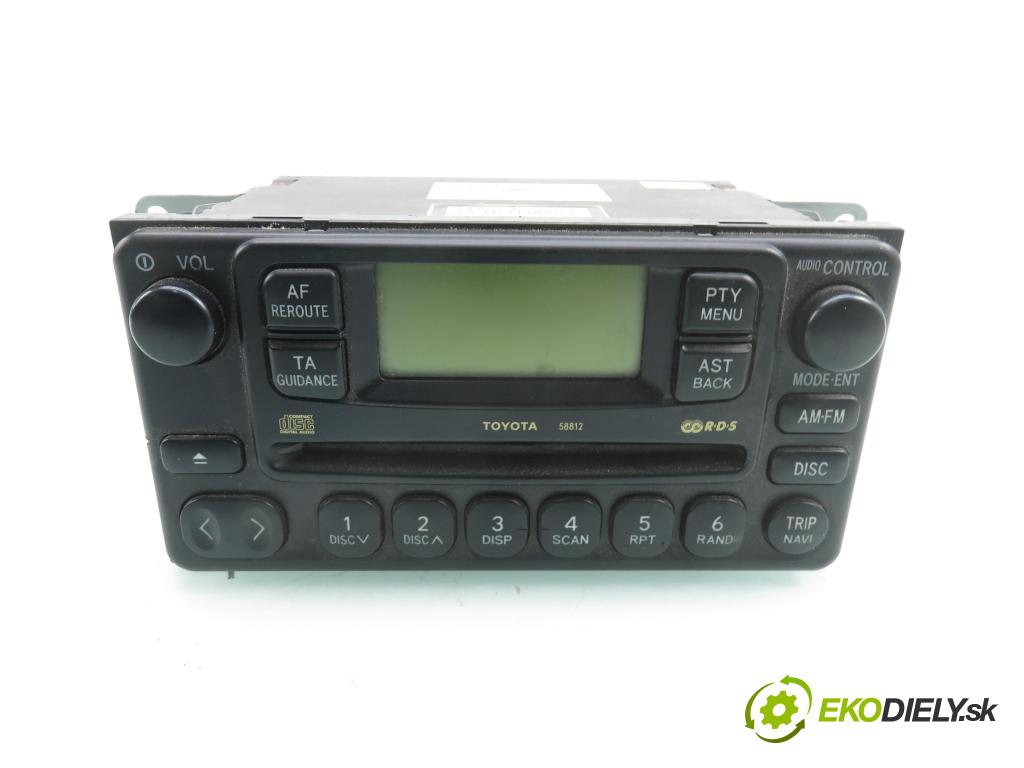 TOYOTA AVENSIS VERSO (_M2_) MINIVAN 2004 85,00 2.0 D (CLM20_) - 1CD-FTV 1995,00 RADIO CD 8612042130