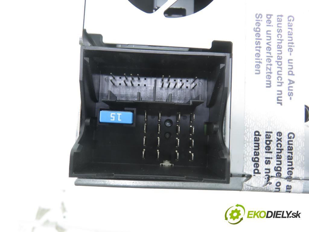 OPEL ZAFIRA B (A05) MINIVAN 2008 92,00 1.7 CDTI - A 17 DTR 1686,00 RADIO CD 13255554