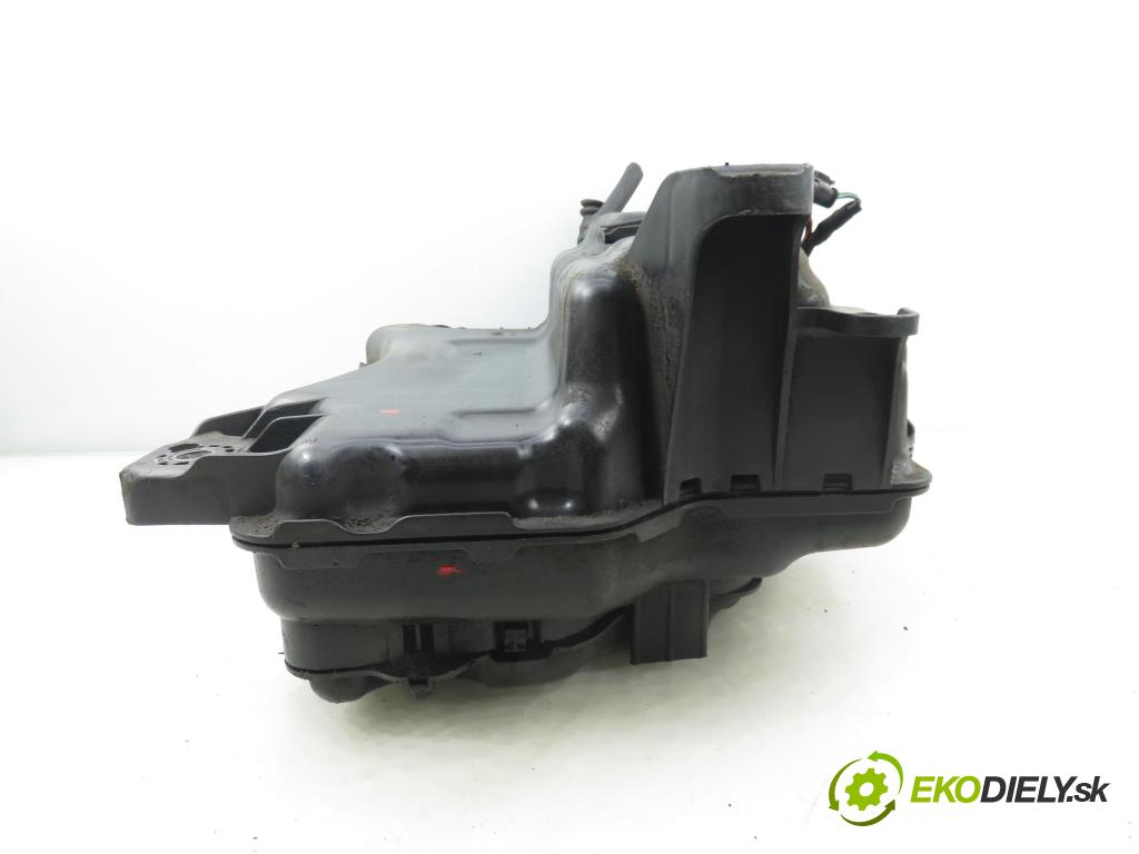 VW GOLF VII Variant (BA5, BV5) KOMBI 2019 850,00 1.6 TDI CR 115 - DGTE 1598,00 nádržka TEKUTINA: FAP 5Q0131877F