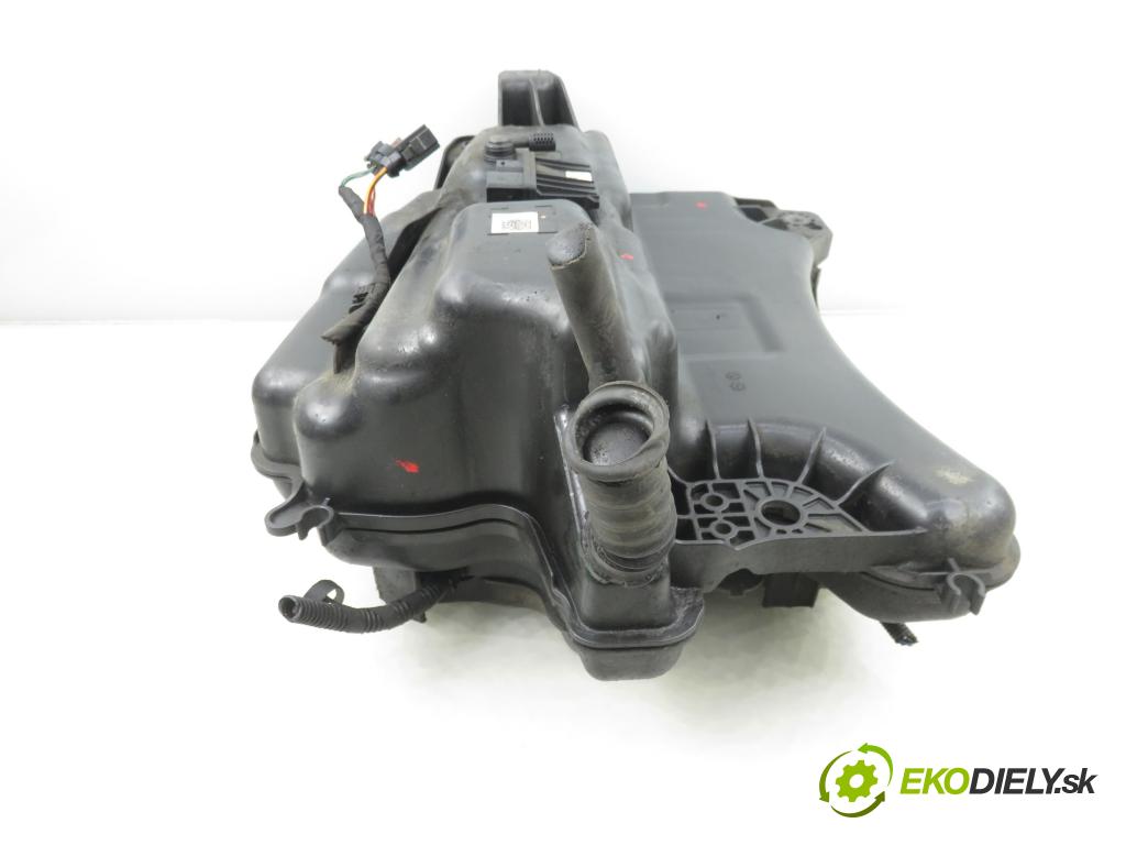 VW GOLF VII Variant (BA5, BV5) KOMBI 2019 850,00 1.6 TDI CR 115 - DGTE 1598,00 nádržka TEKUTINA: FAP 5Q0131877F