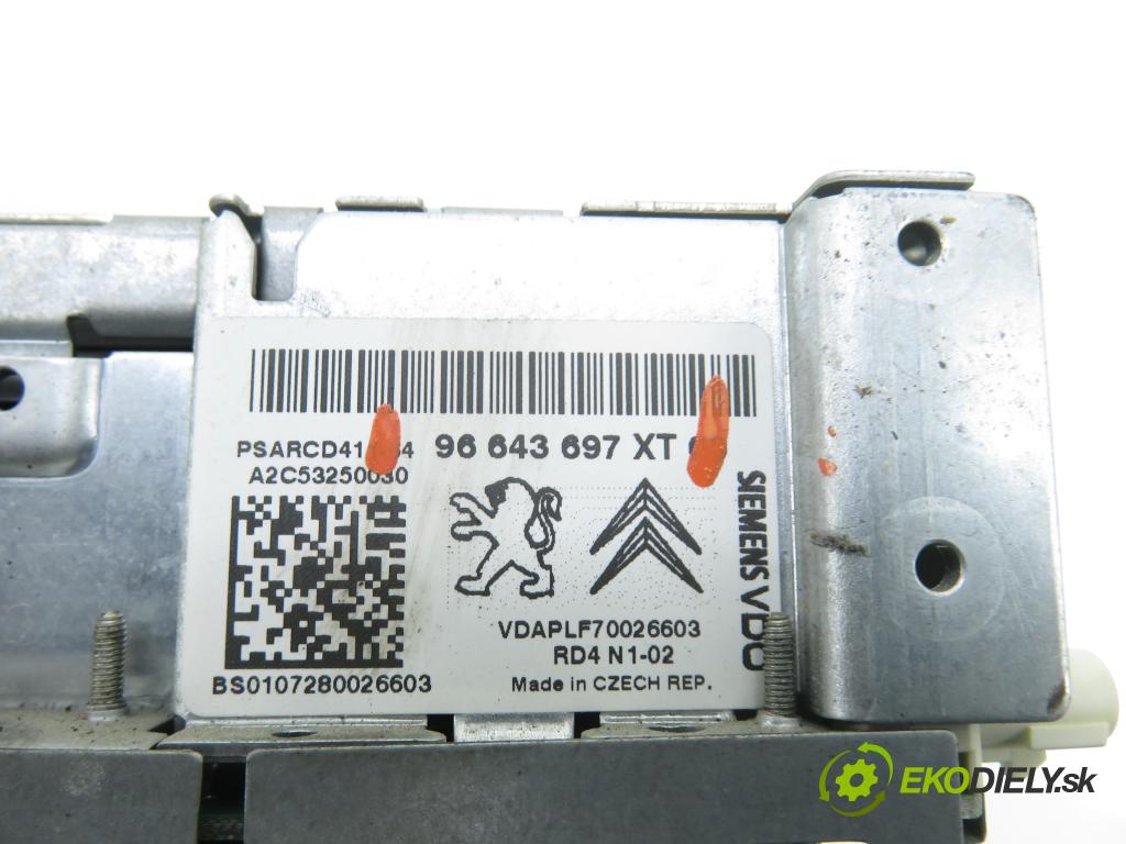 CITROEN C3 I (FC_) HB 2007 50,00 1.4 HDi - 8HZ (DV4TD) 1398,00 RADIO CD 96643697XT