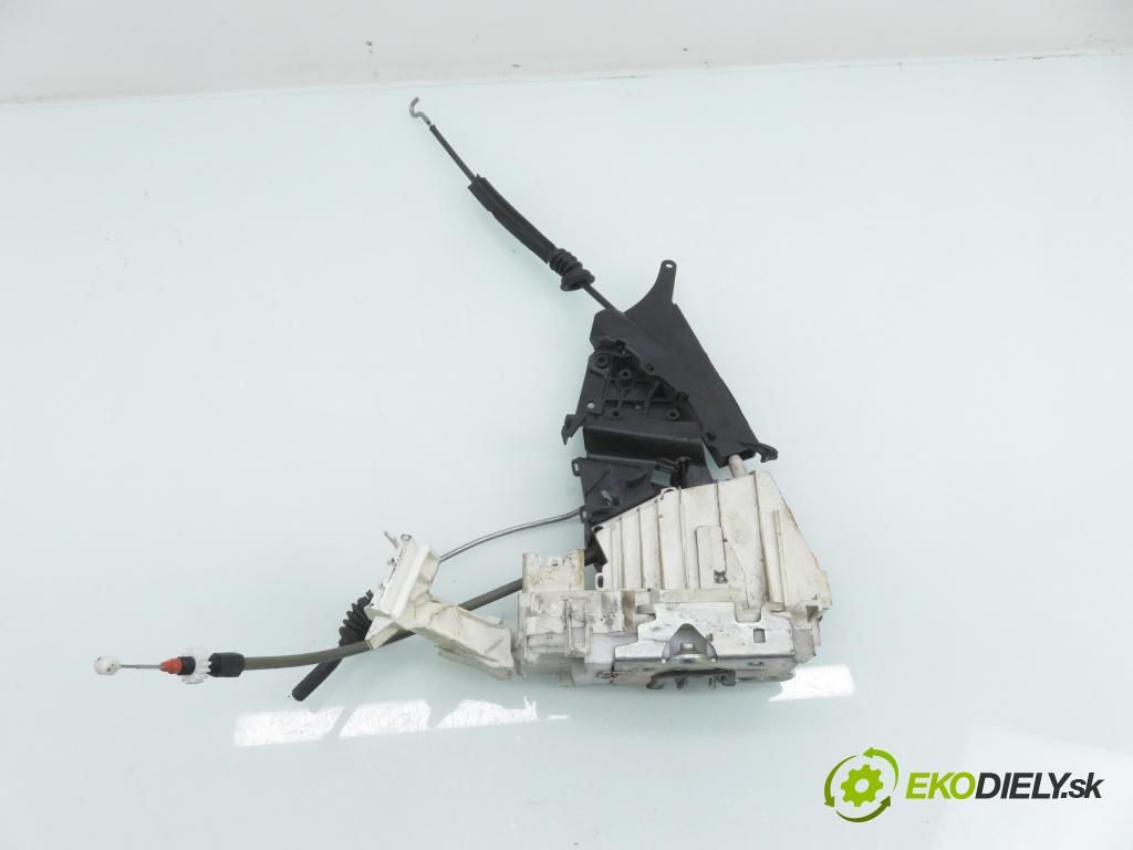 MERCEDES-BENZ KLASA A (W169) HB 2005 80,00 2.0 CDI 109 - OM 640.940 1991,00 zámok 1697202835