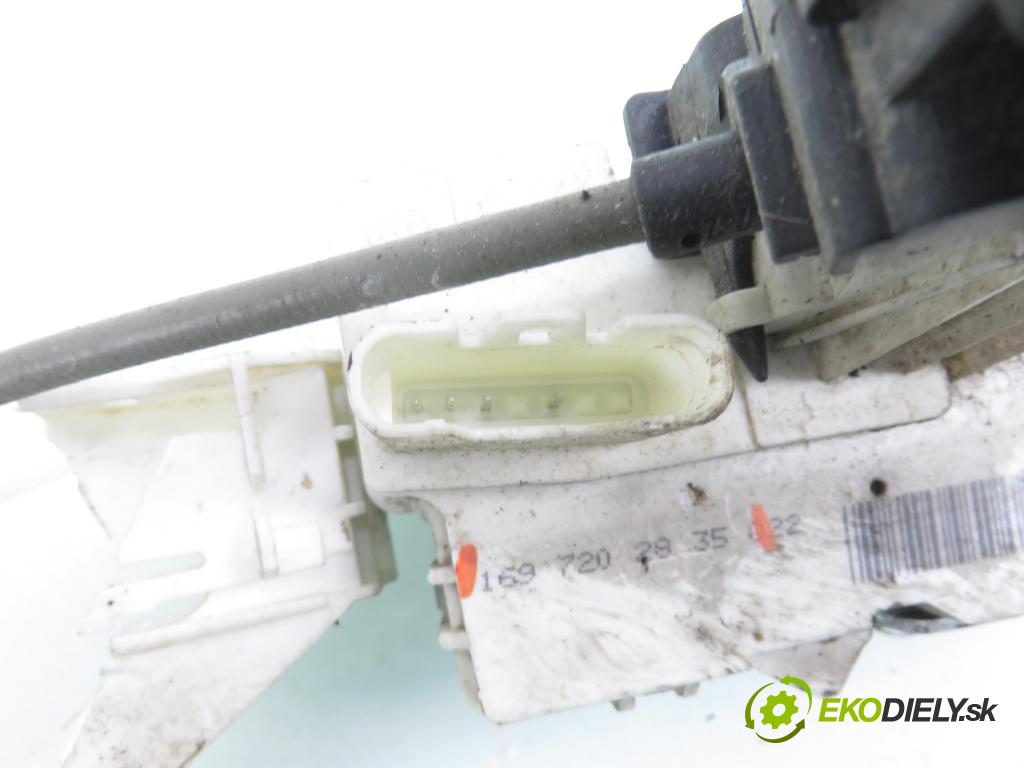 MERCEDES-BENZ KLASA A (W169) HB 2005 80,00 2.0 CDI 109 - OM 640.940 1991,00 zámok 1697202835