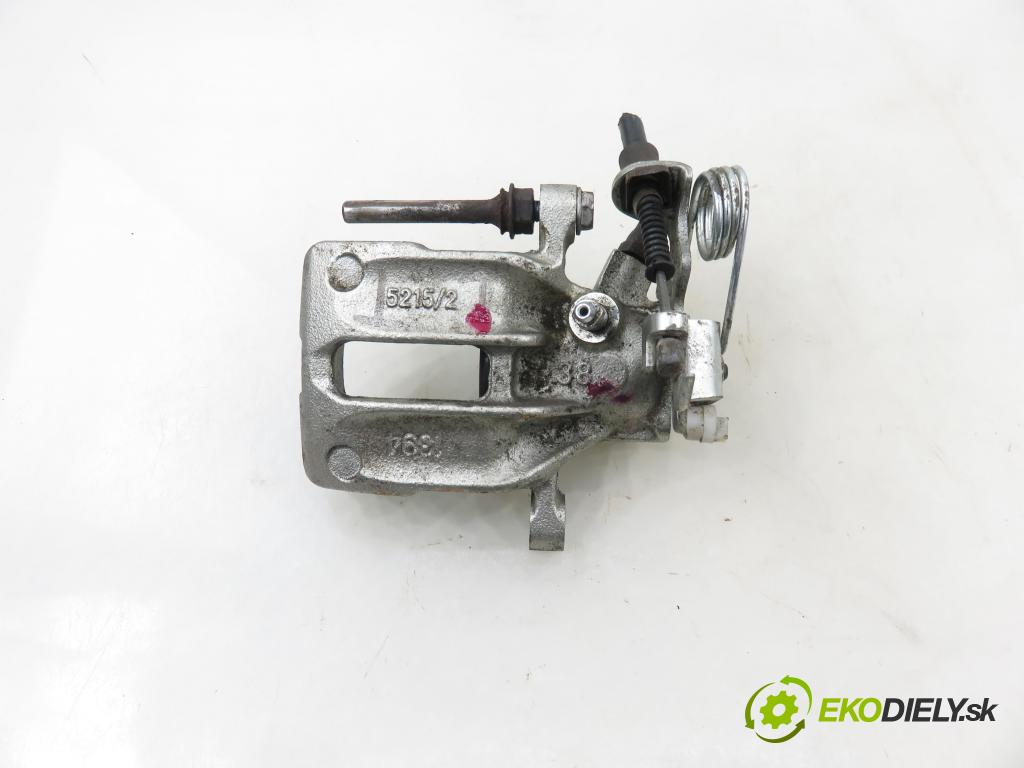 AUDI A4 (8D2, B5) SEDAN 1997 74,00 1.6 8V 100 - ADP 1595,00 brzdič třmen LT JBC0237