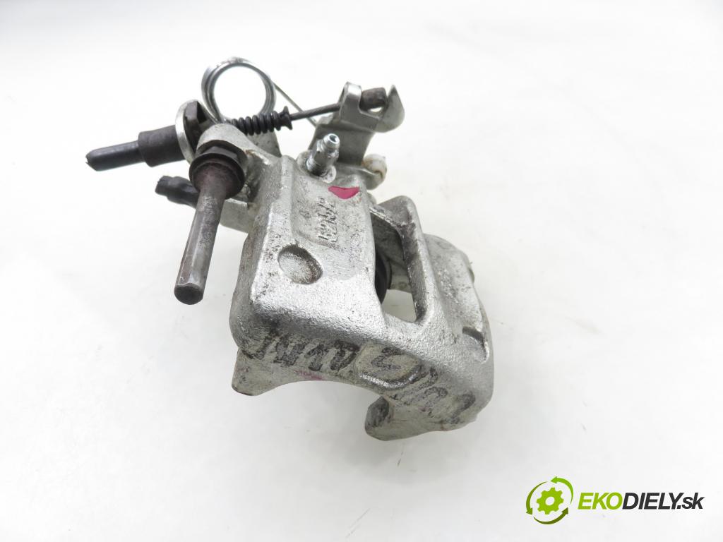 AUDI A4 (8D2, B5) SEDAN 1997 74,00 1.6 8V 100 - ADP 1595,00 Brzdič strmeň LT JBC0237