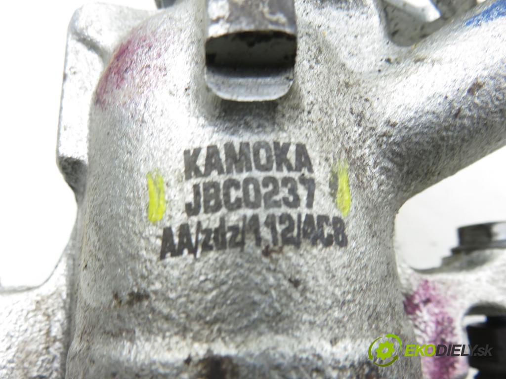 AUDI A4 (8D2, B5) SEDAN 1997 74,00 1.6 8V 100 - ADP 1595,00 Brzdič strmeň LT JBC0237